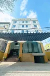 Gold Hotel And Apartment Da Nang - Condos