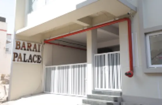 호텔 바라이 팰리스