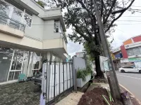 Guesthouse Anggrek BSD
