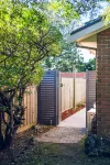Entire Cozy 2-Bedroom House in Mount Waverley - Vila