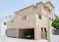 Modern Villa | Spacious Balcony & Garden Views - Villaer