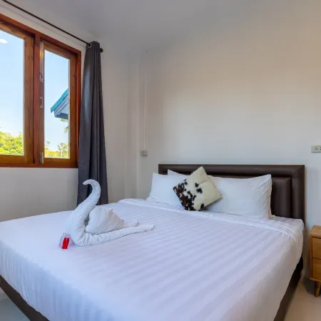 Hin Kong Hide Away 1