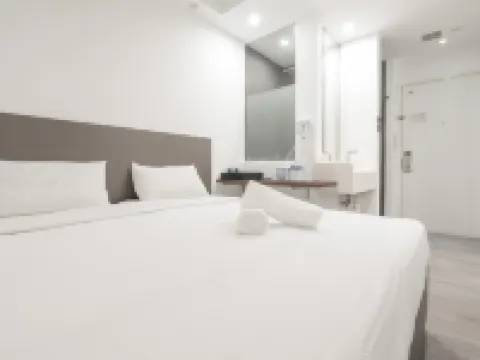 A Hotel Dickson, Stay From 9PM To 8AM