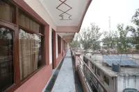 HOTEL ASHISH