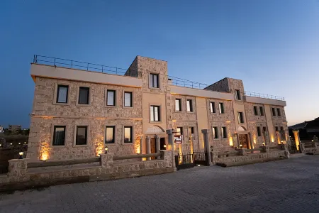 Uchisar Premium Hotel Отели в г. Uchisar