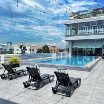 Alltrue 悉尼酒店巴淡中心 鄰近天恩弥勒佛院的酒店