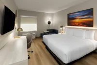 La Quinta Inn & Suites by Wyndham DeSoto