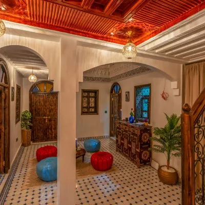 Riad La Perle Bleue Marrakech Hotels near Jemaa el-Fnaa