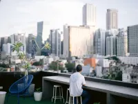 CANOPYPROPERTIES 布恩迪地鐵站（Buendia MRT Station）附近的飯店