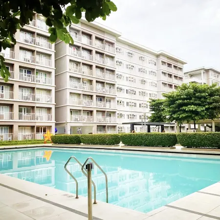 Condo at Quezon City MCHD staycation Trees Residences
