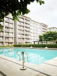 Condo at Quezon City MCHD staycation Trees Residences - Infinity Pools