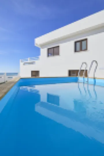 Wander Surf House