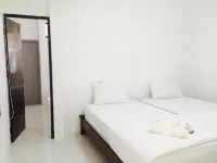 Laytrang Pakmeng Marina Resort and Spa Hotels in Sikao