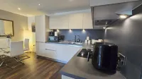 Elegant 2BD/2BA | City Centre Luxury w/ Lake View
