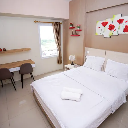Seven Living Tamansari Mahogany Karawang