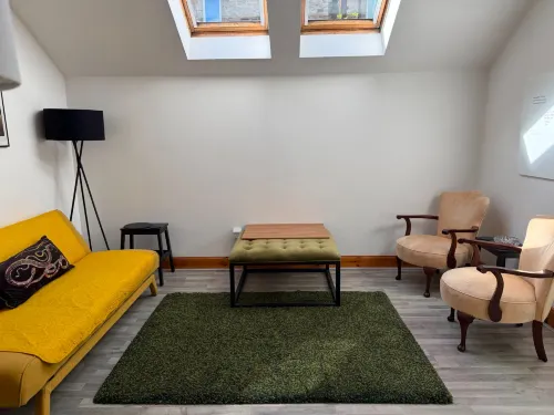 บ้านเดี่ยว 2 ห้องนอน 1 ห้องน้ำส่วนตัว ขนาด  ตร.ม. – โบรจ์ตัน - เปิดใหม่
