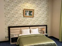 Aysberq Resort Hotel Hotels near Bibi-Heybat Mosque