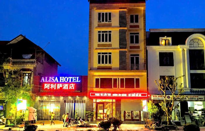 Alisa Hotel Tu Son
