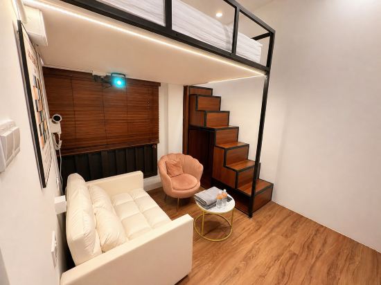 Bugis Social, Stay from 8PM to 9AM