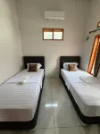 Dinasty Living Villa Batukaras - parking