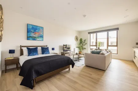 Charles Hope London Greenford Отели рядом с достопримечательностью «Университет Западного Лондона»