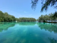 Beautiful room in Kotok, Private Island Hotels in 