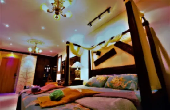 Boutique Studio - Riverine Diamond