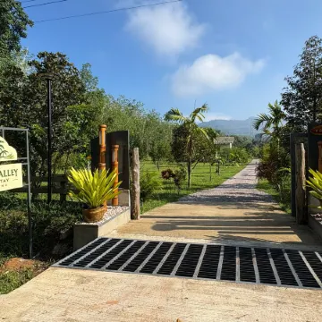 Uma Valley Homestay - Relaxing home with private garden