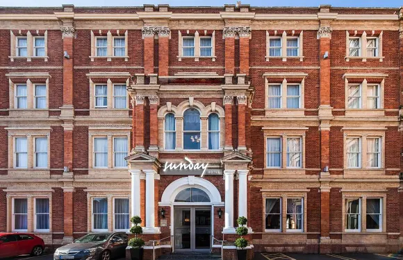 埃克塞特魯日蒙特酒店-桑迪