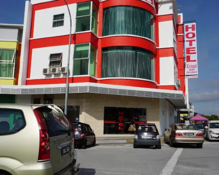 HOTEL KRISTAL SERI ISKANDAR Hotels in Bota
