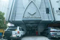 Home Me Hotel by RedDoorz Hotels in Makati City