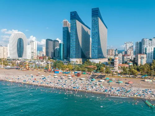 Sea View Apartment, 1st Line - Apartments