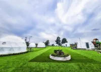 FarmKO Glamping Hotels near Vila escudero