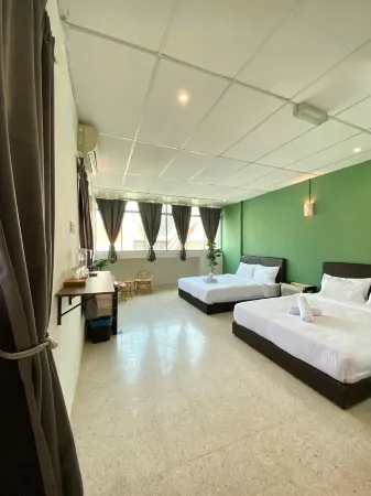 Sembilan Inn by Soft Loft Отели рядом с достопримечательностью «SENTRAL College Penang»