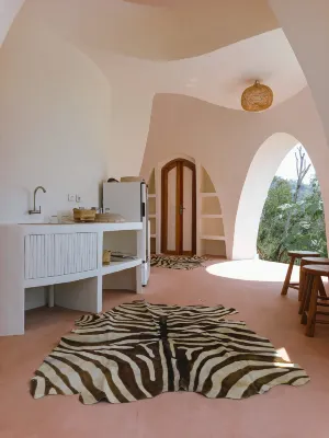 Mentigi Bay Dome Villas - 3-Star