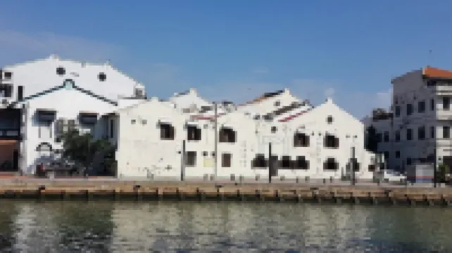 Heeren House by Amerald Group Hotels in 