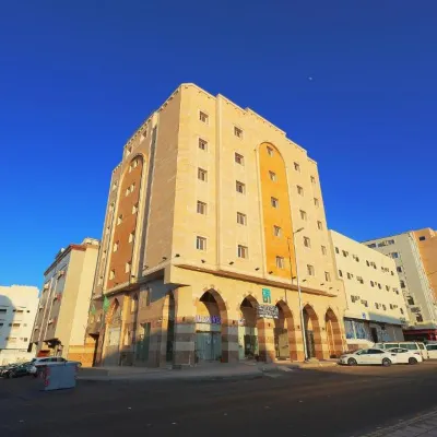Al Fakhama Aldahbai Abi-Zar 武侯德山附近的飯店