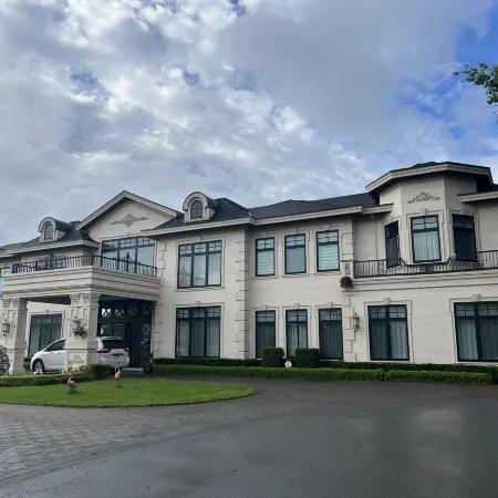 Vancouver Harmony Manor