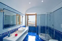 APARTMENT WITH PRIVATE POOL-ASPETTANDO L'ALBA - pet friendly