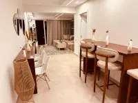 Stylish pool-front chalet with private terrace - 2 stjerner