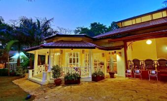 Royal Parkview Hotel