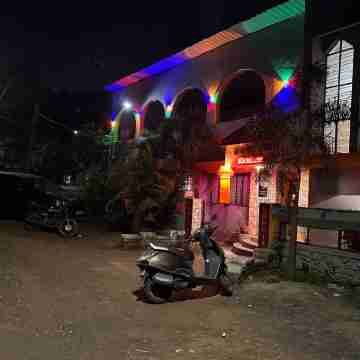 Hotel Fulora Hotel Exterior