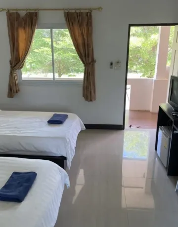 ห้องดีลักซ์ เตียงคู่ อาคาร