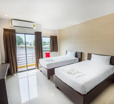 สตูดิโอ 3 ห้องนอน