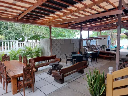 Yuken Mari Beach Resort Panglao Отели рядом с достопримечательностью «Либаонг Уайт Бич»