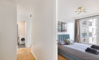 Cozy apart near Père-Lachaise