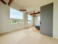 The Lobs Toya, Chalet Secca