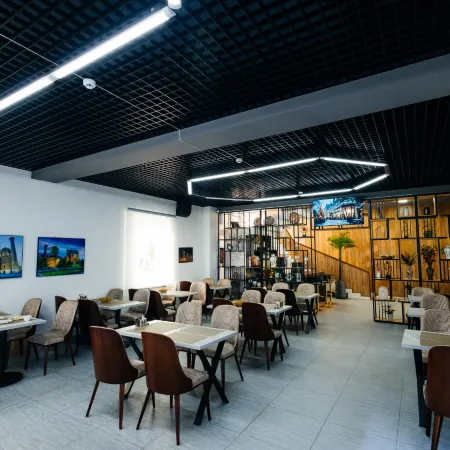 Zafar Plaza Hotel Отели в г. Наманган