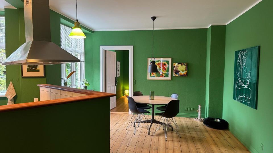 Greenbrook Homes - Big Family Home 4-7PPL
