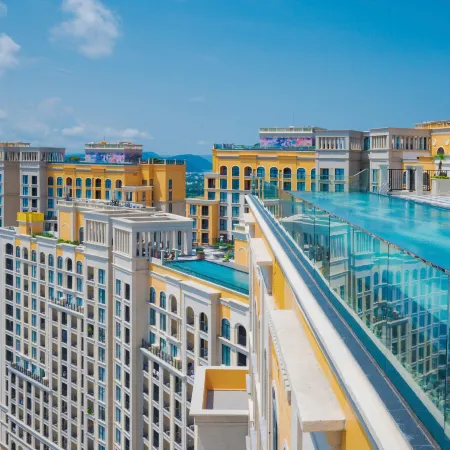Pearl Vista Luxury Serviced Apartment Sea View & Fireworks View